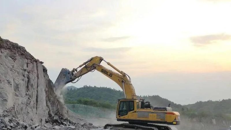 上海二手工程机械安装报价：揭秘安装流程与成本构成
